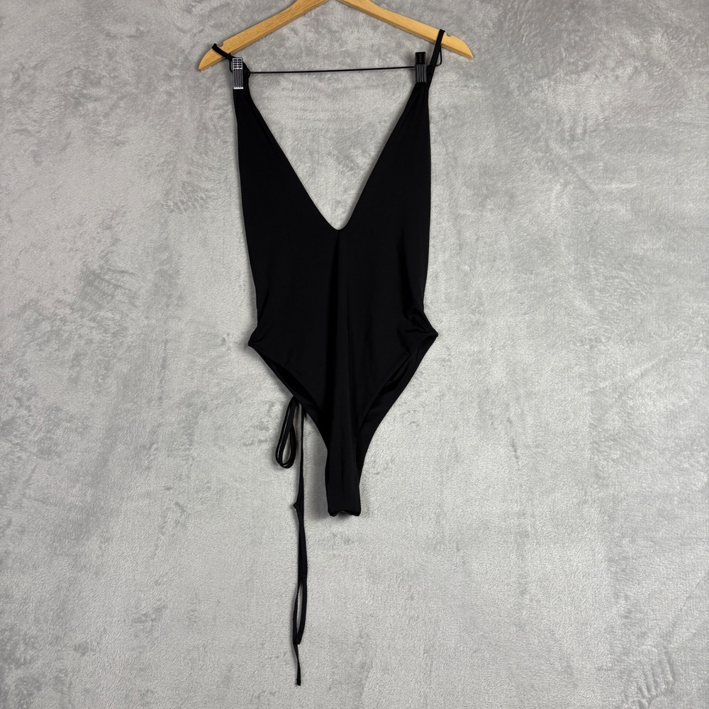 437 FourThreeSeven The Johnson One Piece Swimsuit Large Black Deep V High Cut